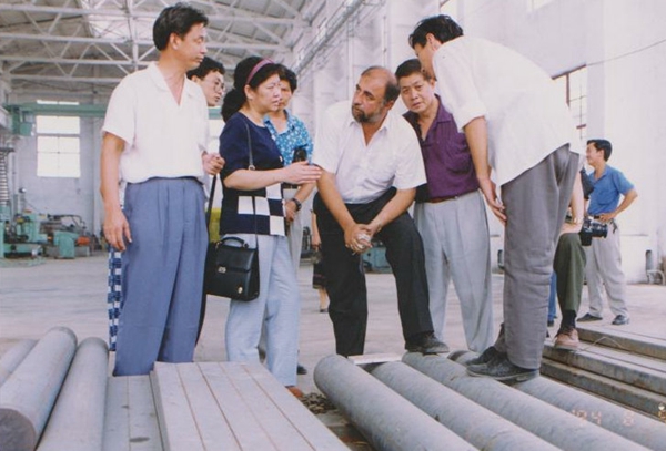 （1）1994年8月9日，向加拿大客商介紹產(chǎn)品_副本